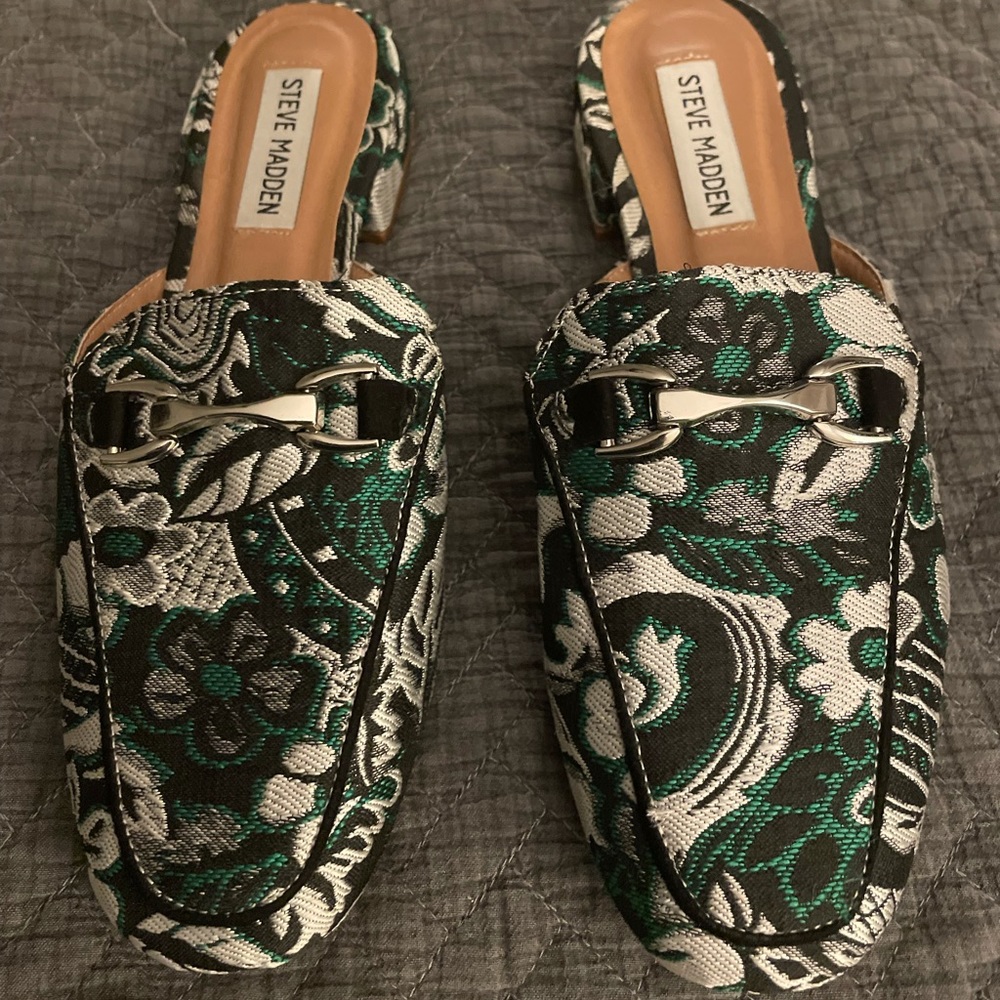 Steve Madden Mules 8.5